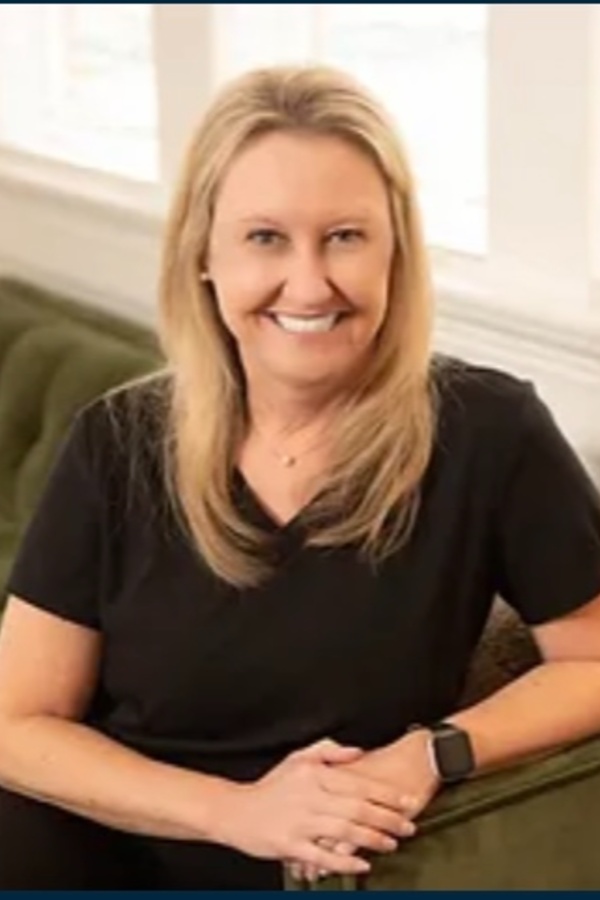 Cruise Brothers Travel Agent Sueellen Williams